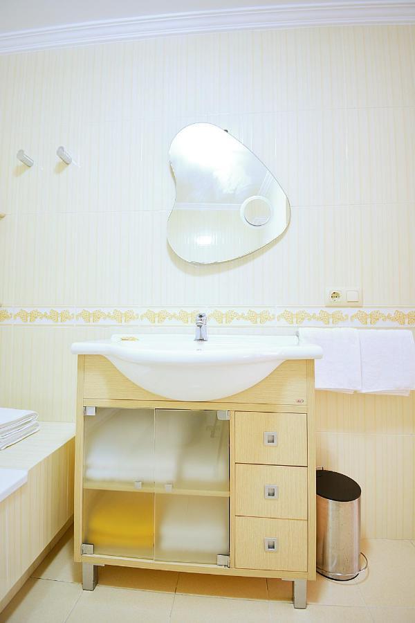 Galihost - Apartamento Con Piscina En El Centro De סנשנשו מראה חיצוני תמונה